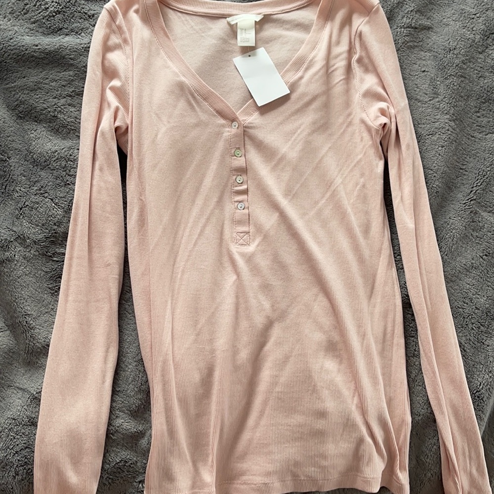 Long sleeve pink shirt